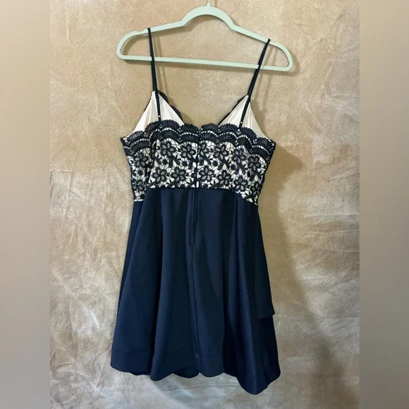 Navy‎ Lace Overlay Dress - Picture 6 of 13